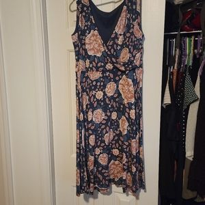 Loft Midi Dress Size L